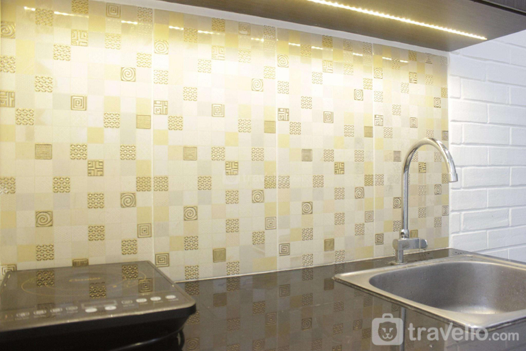 Others 5, High Floor 1BR Parahyangan Residence By Travelio, Bandung