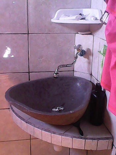 Bathroom 10