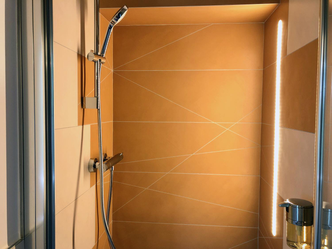 Bathroom 2, Dai Ventu, Pesaro E Urbino