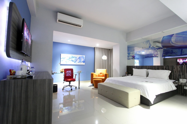 Bedroom 2, G Suites Hotel, Surabaya