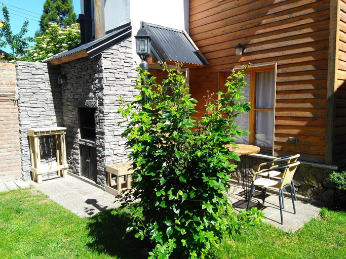 Exterior 9