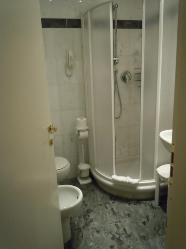 Bathroom 7