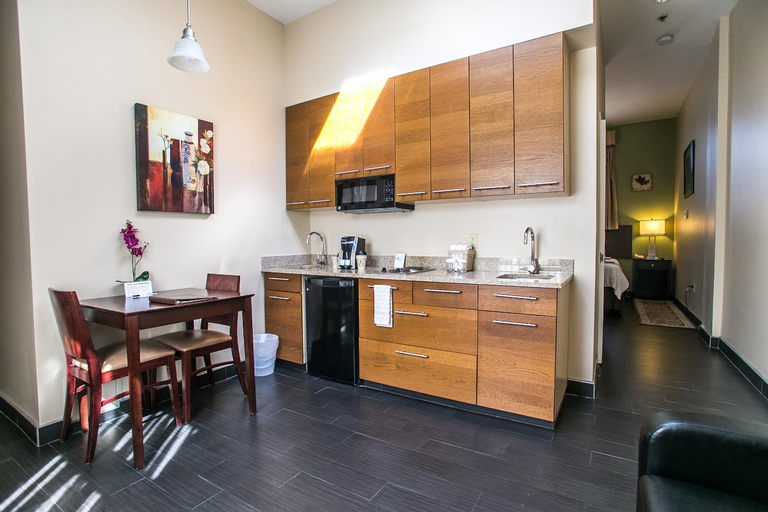 Dining Room 2