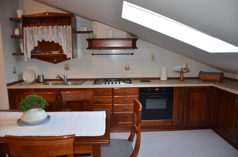 Dining Room 6