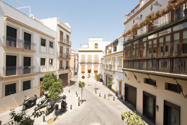 Exterior & Views 2, The Zentral Suites & Apartments, Sevilla