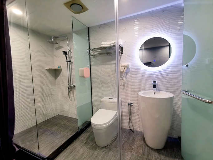 Bathroom 5, Palette Georgetown Formerly WoW Hotel, Penang Island