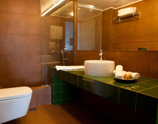 Bathroom 5, Erytha Hotel & Resort, North Aegean
