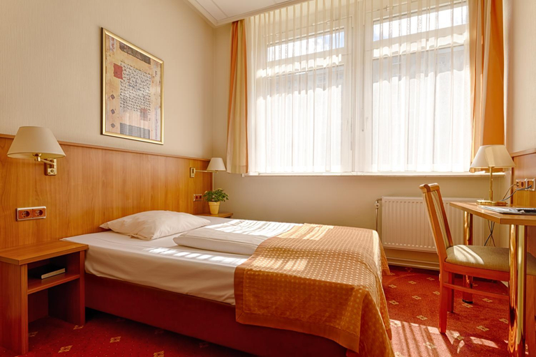 Bedroom 3, Traveller Hotel, Lübeck