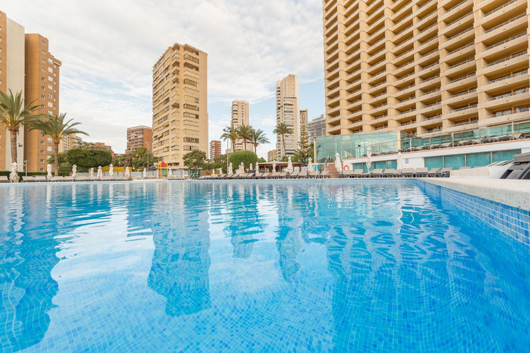 Sport & Beauty 2, Sandos Benidorm Suites - All Inclusive, Alicante