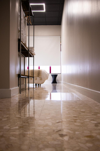 Others 4, Acola Rooms, Pontevedra