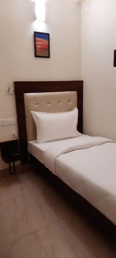 Others 4, Advaitha Residency (Unmarried Couples not allowed), Mysore