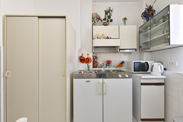 Others 2, Apartment 2305, Pula