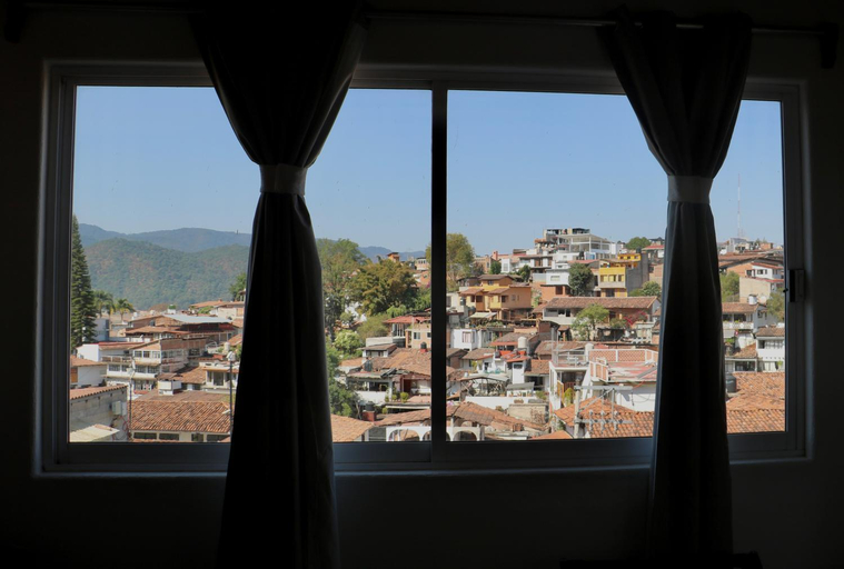 Others 5, Hotel San Sebastian, Valle de Bravo