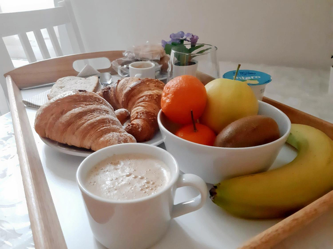 Food & Drinks 14