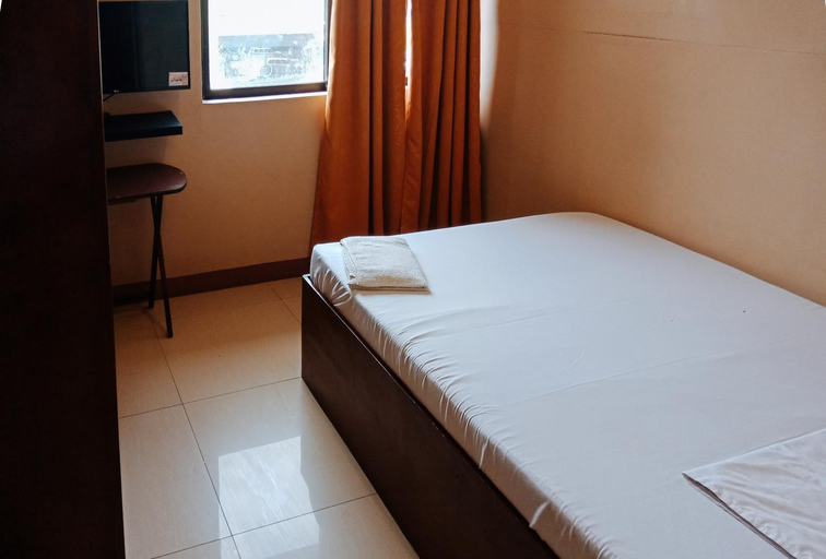 Bedroom 8