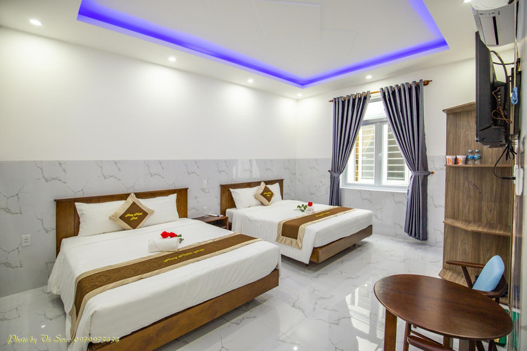 Bedroom 3, Hung Khanh Hotel, Côn Đảo