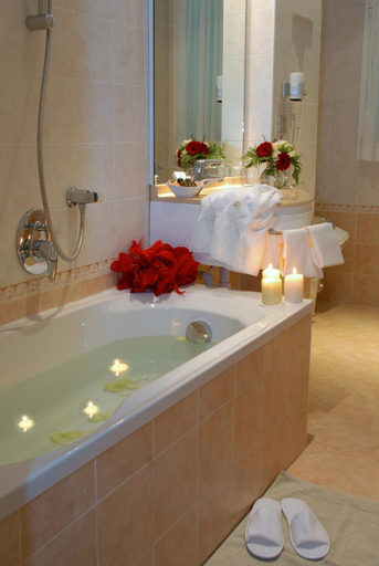 Bathroom 5