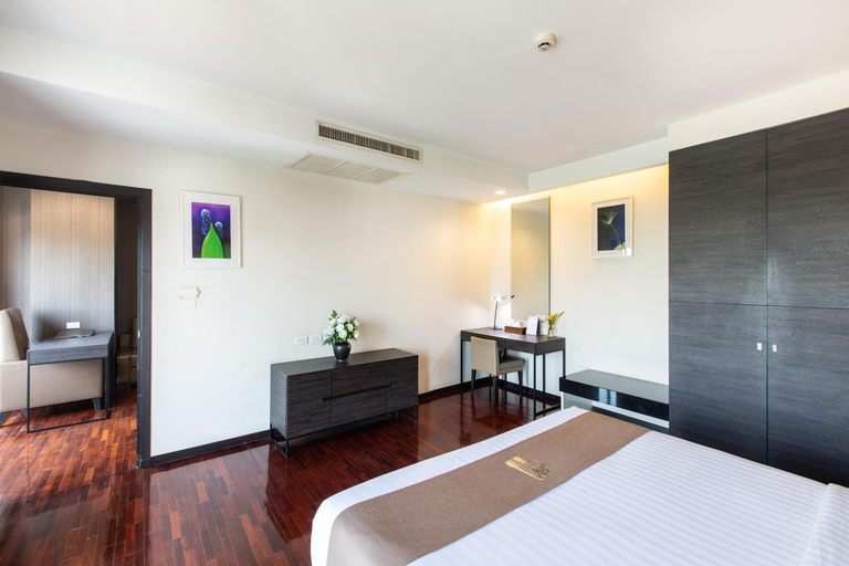 Bedroom 6