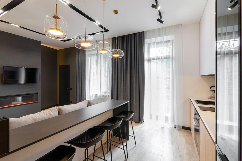 Others 2, Royal romantic apartment with bathtub, L'vivs'ka