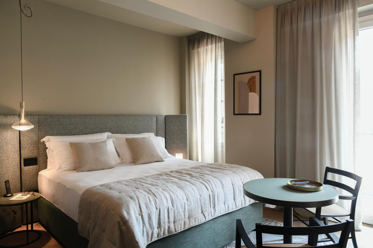 Bedroom 27