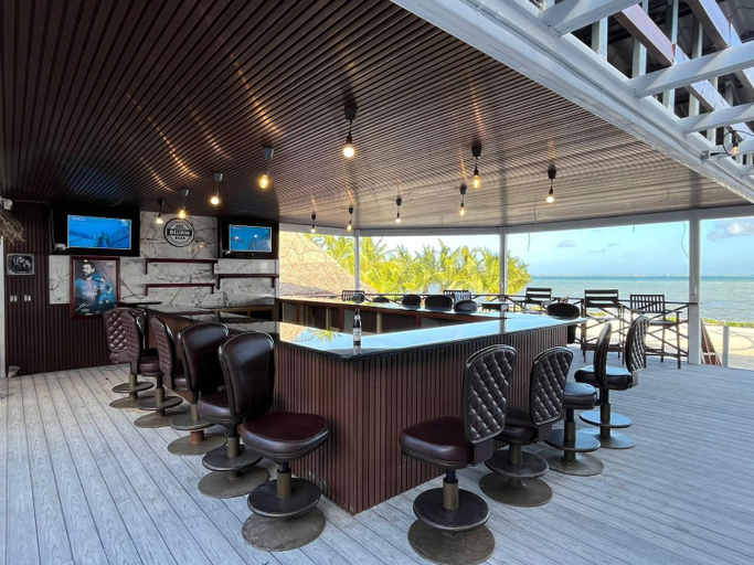 Food & Drinks 4, Captain Morgan's Retreat