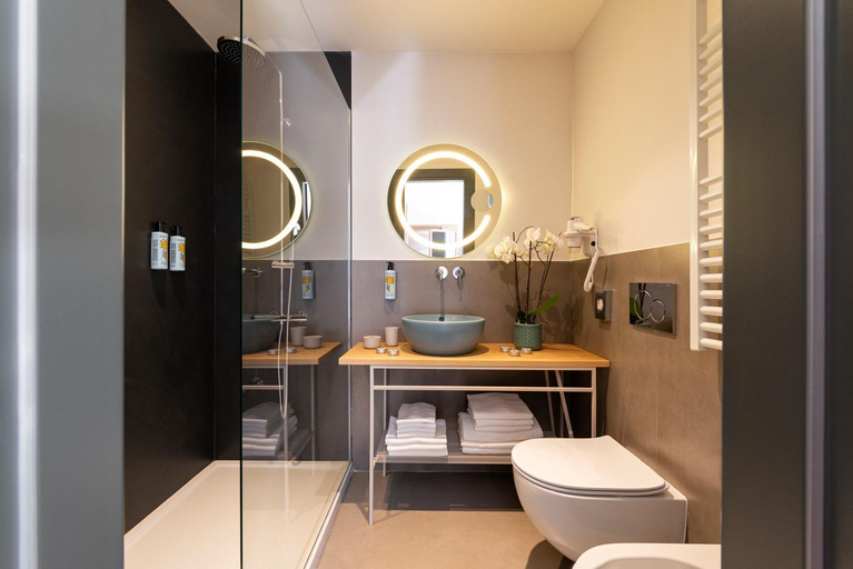 Bathroom 3, Giuditta In Trastevere, Rome