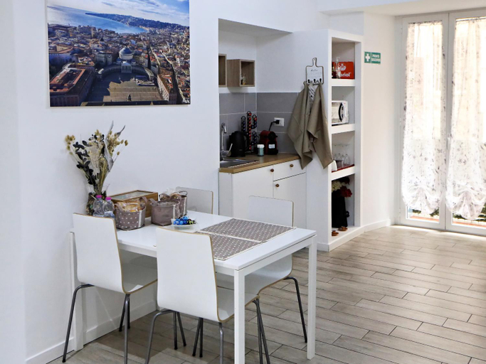 Kitchen 5, Maison Villa Borghese, Rome