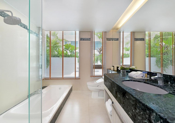 Bathroom 4