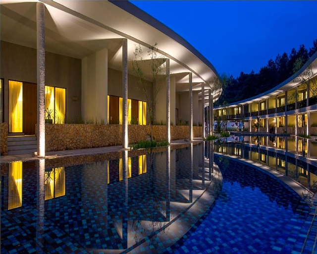 Sport & Beauty 5, Hotel Neo+ Green Savana Sentul City by ASTON, Bogor