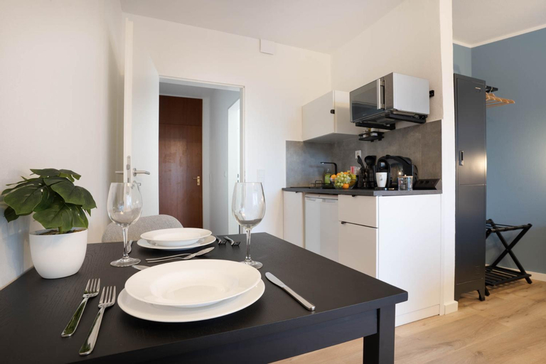 Dining Room 4