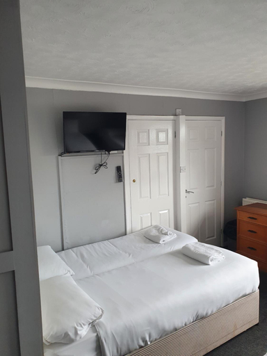 Bedroom 12