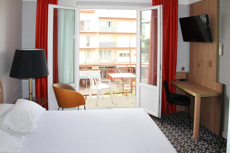Bedroom 4, Beau Rivage, Pyrénées-Orientales
