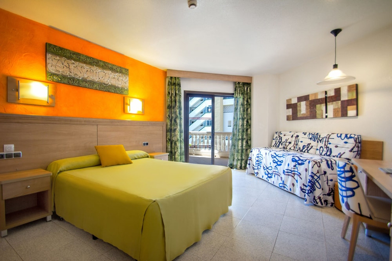 Bedroom 3, Hotel Servigroup Papa Luna, Castellón