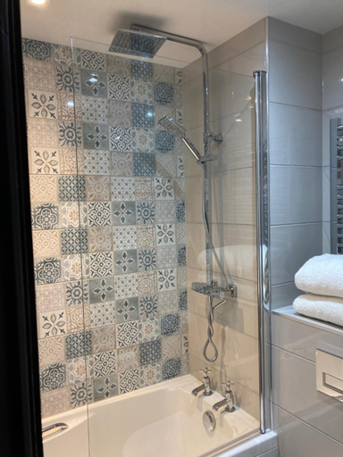 Bathroom 4, Rum Doodle Bed & Breakfast - Adults Only, Cumbria