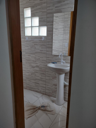 Bathroom 5, Flor de Jagube Guest House, Ubatuba
