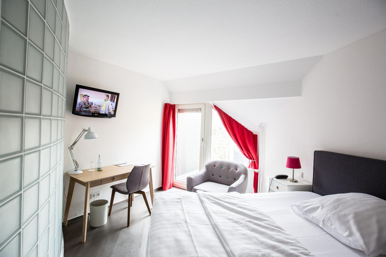 Bedroom 6