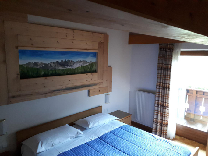 Bedroom 3, Garni Eden Bed and breakfast, Trento