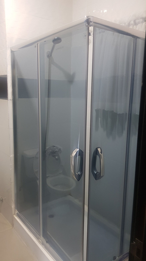 Bathroom, Blue Springs Hotel, AbujaMun