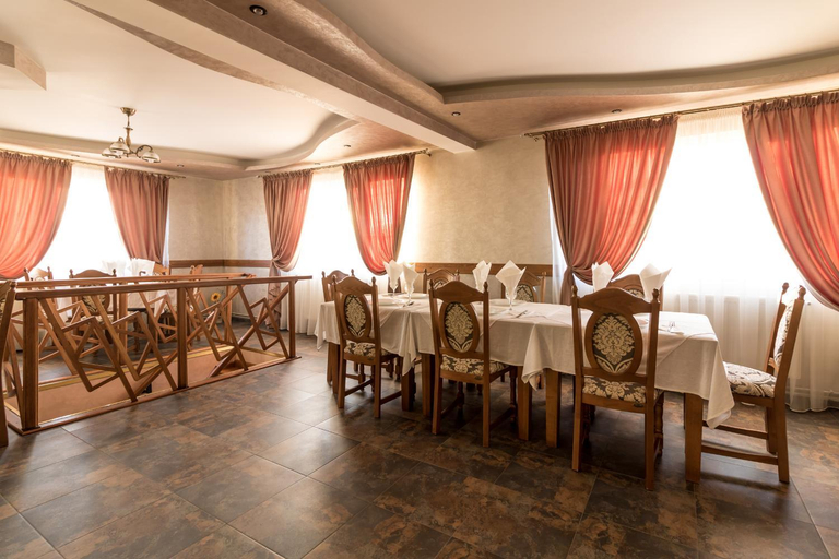 Food & Drinks 3, Pensiunea XINELA, Baia De Fier