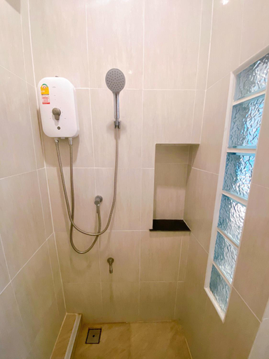 Bathroom 2, Petchngam Home Resort, U Thong