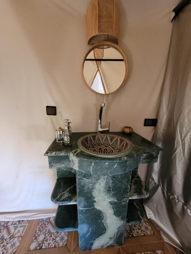 Bathroom 4, Beldi camp, Errachidia