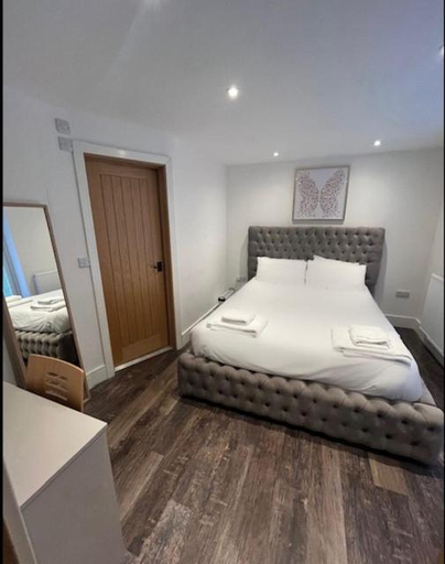 Others 4, The Birch Lodge located in Pegsdon, Central Bedfordshire