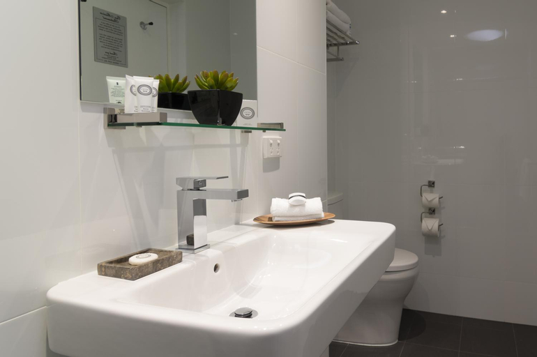 Bathroom 3