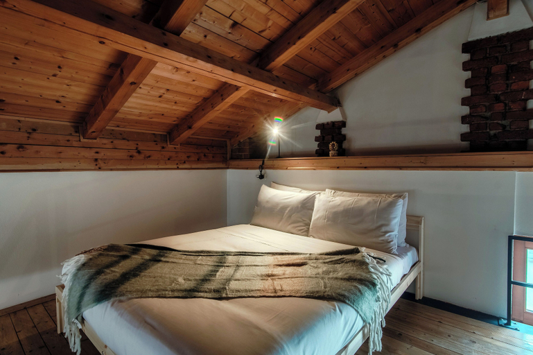 Bedroom 2, Loft Madera, Como