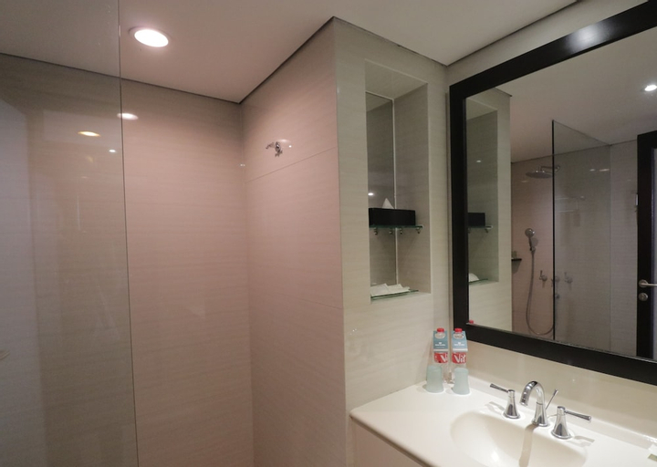 Bedroom 5, Hotel Santika Cirebon, Cirebon