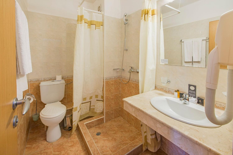 Bathroom 5, Holiday Park, Varna