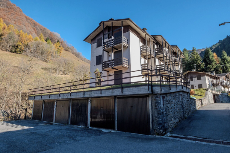 Exterior & Views 2, Casa Lea, Bergamo