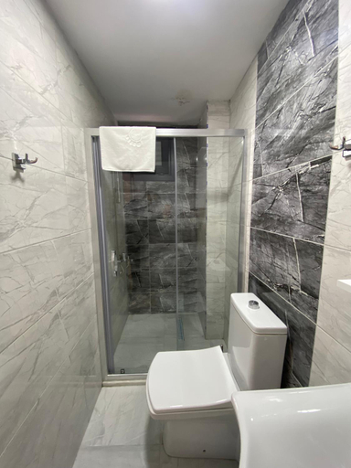 Bathroom 3, MİNA LİFE HOTEL, Kadıköy