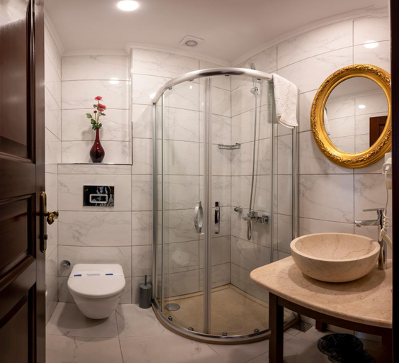 Bathroom 4, Osmanhan Hotel, Fatih