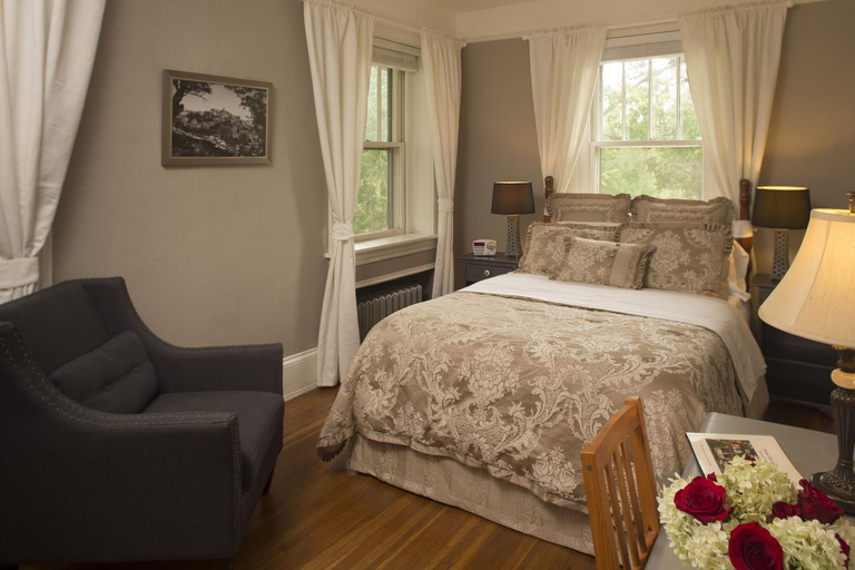 Bedroom 13
